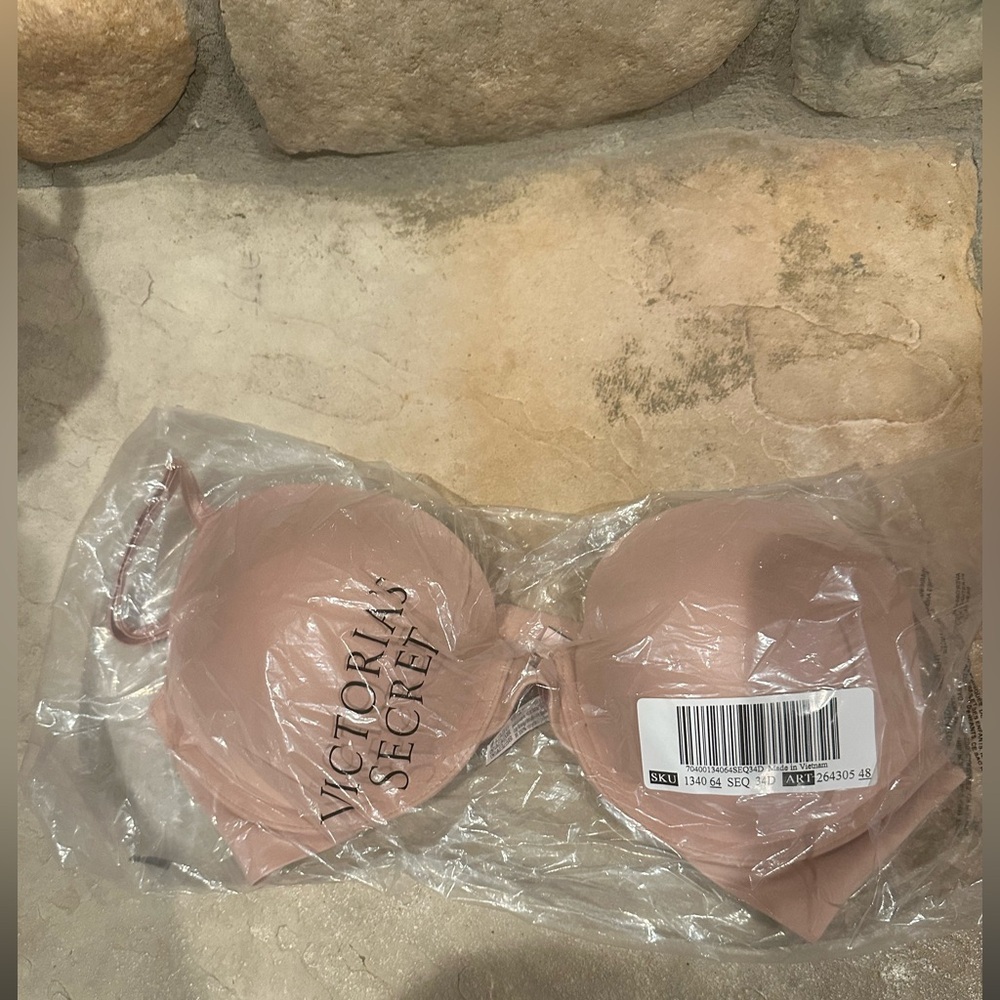 Victoria's Secret Nude Bra
